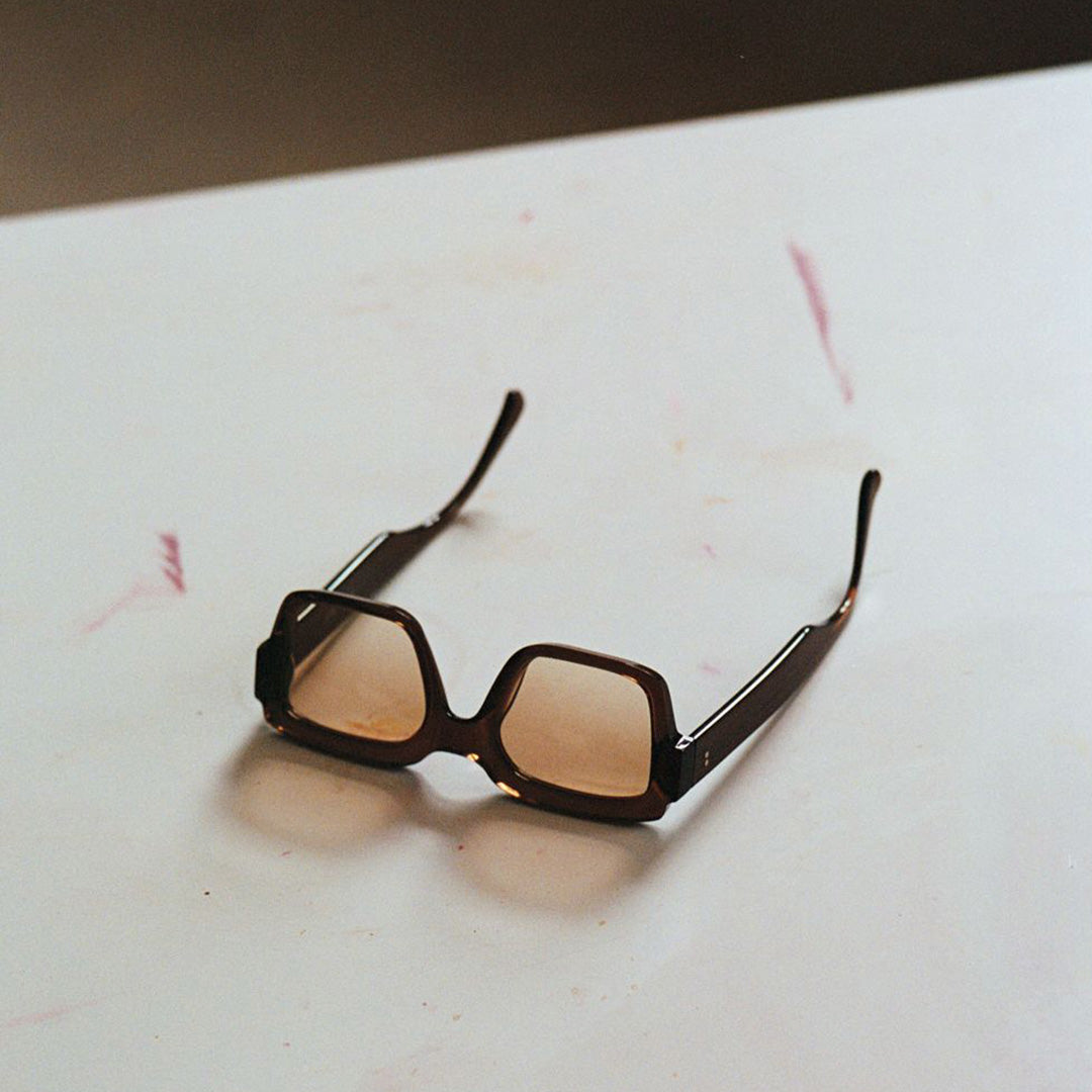 Apollo - sharp rectangular frames are crafted by hand from organic and biodegradable acetate, while the Japanese stainless steel hinges and coated screws ensure premium quality for lifelong wear.