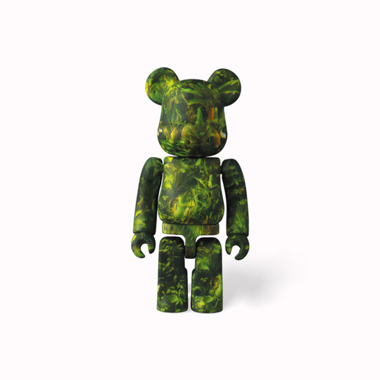 Series 45 of the ongoing Japanese Be@rbrick artist series. These collectibles come blind boxed so you never know which figurine you will get.