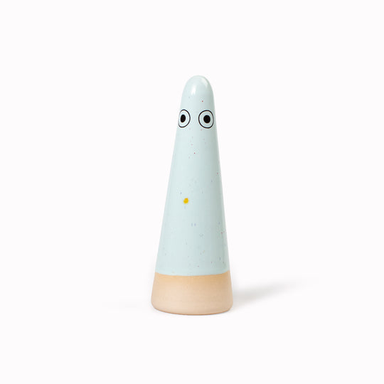 The blue hued adorable Ghosts provides a contemporary ornamental colour punch and personality to your home decor and also doubles as a ring holder.