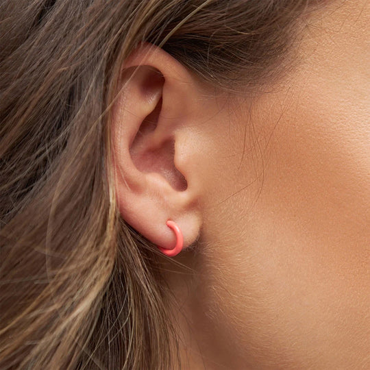 Coral Colour Hoop | Hoop Earring from Lulu Copenhagen - As Worn Detail