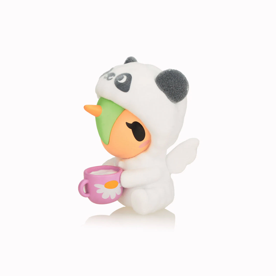 Winter Evenings will soon be here with Tokidoki's Cozy Unicorno Blind Box Series! Join your favorite Unicornos as they enjoy their pyjamas and cozy self-care.