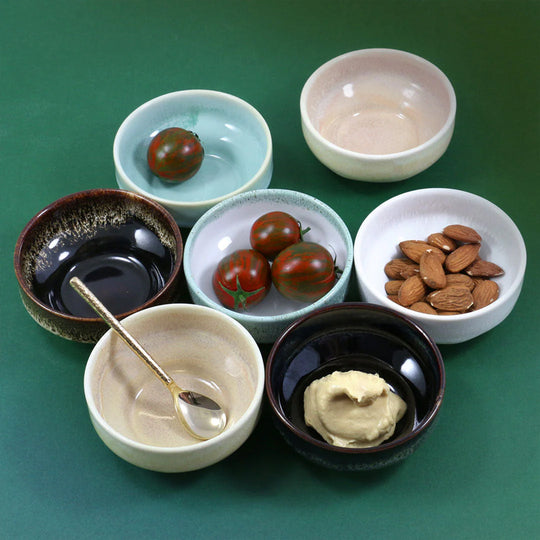 This Dip Dish has a wide flat foot keeping it sturdy on a flat surface. This makes it versatile and perfect for holding a generous portion of your favourite condiments such as soy sauce or a spicy mayo.