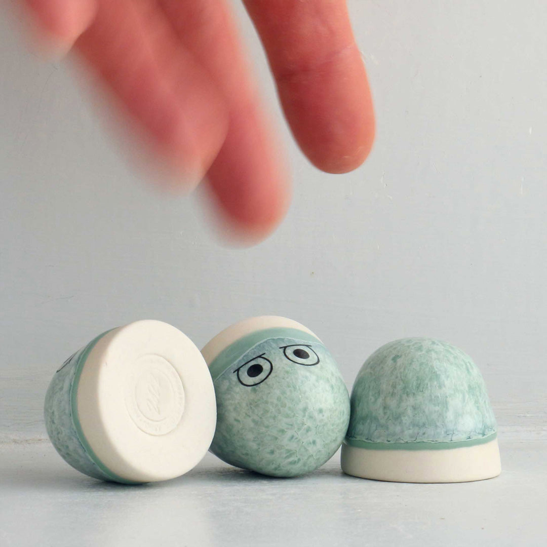 Dot Collection with hand from Studio Arhoj