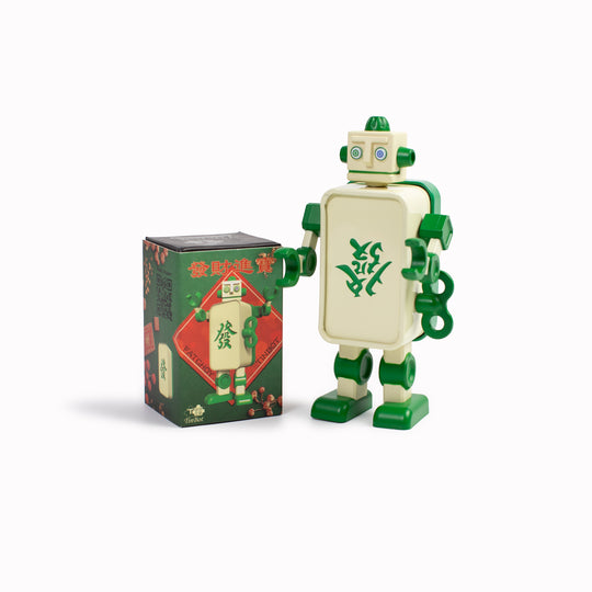 Described by the creator as a ‘multi-functional desktop accessory for storing memories’ they are able to hold small stationery and other items in their bodies whilst being fun and posable at the same time.