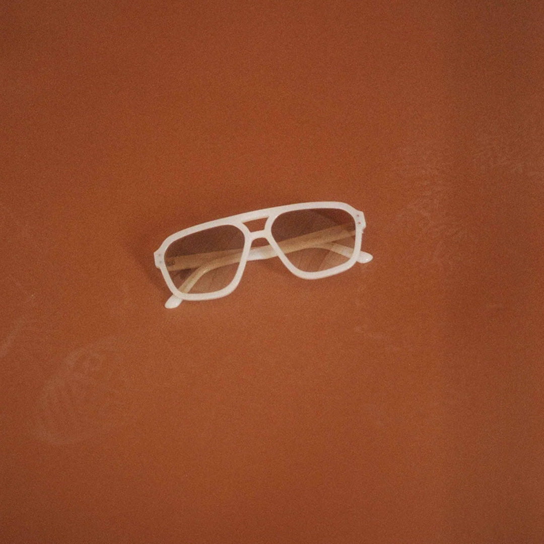 Retro, vintage 1970's style large aviator style tortoise shell framed sunglasses with a solid grey lens colour, from Swedish cult fashion brand, Monokel. The Jet are designed to be unisex and ideal for most face shapes and sizes.