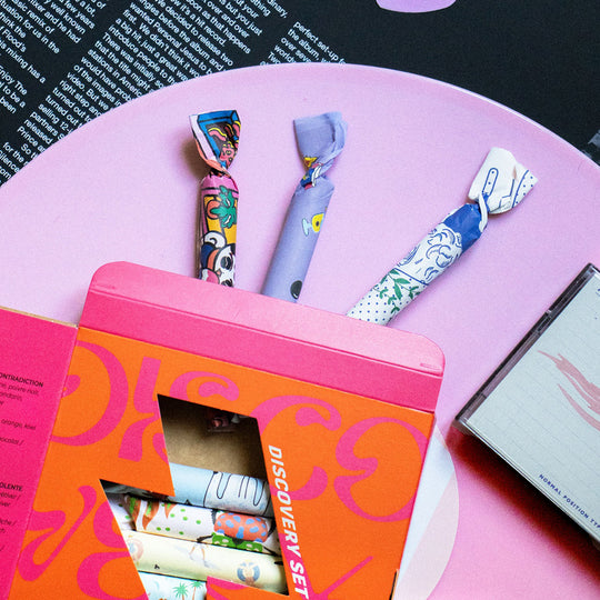 Fragrance Discovery Kit containing 11 eau de parfum taster scents from Maison Matine, beautifully presented in a bold and graphic gift box.