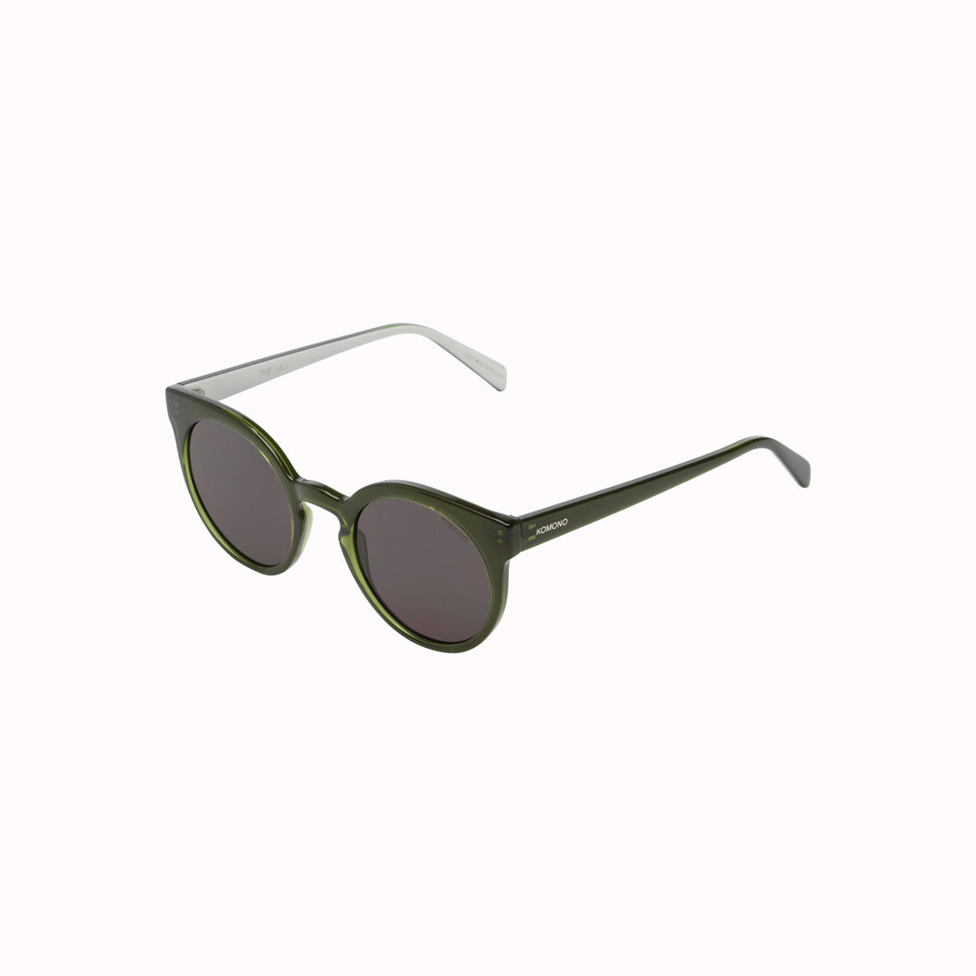 The Lulu Seaweed Green offers unparalleled style and protection with a 133mm x 49.4mm Bio Nylon frame and 100% UV400 scratch-resistant PC lenses.