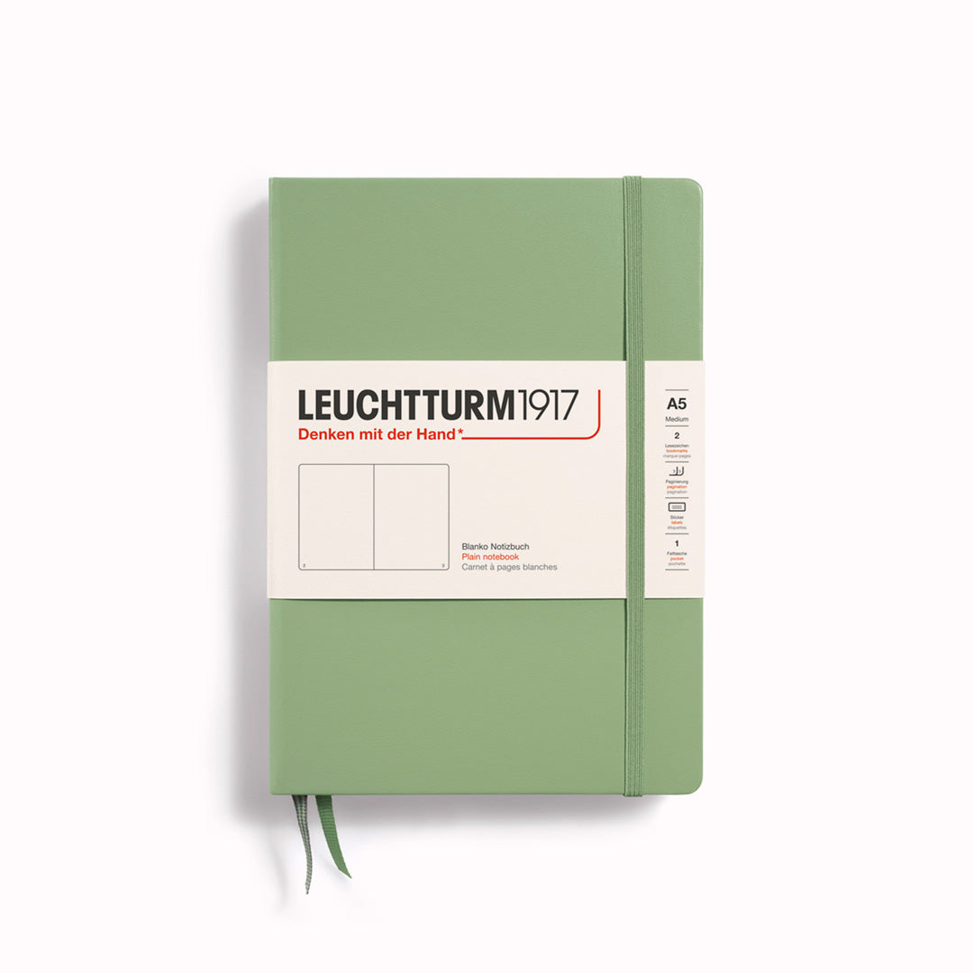 Measuring 145 mm x 210 mm, this A5 medium-sized hardcover notebook contains 251 pages of 80 g/m² paper.