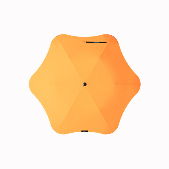 Crafted for portability and resilience, the Metro folding umbrella from Blunt is engineered to withstand challenging weather conditions.