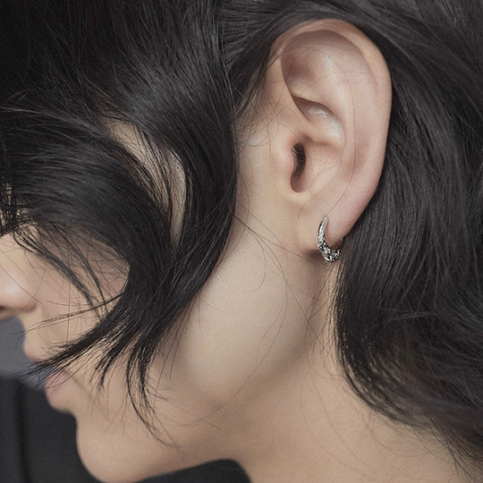 Miro 8 | Single Huggie Earring | Silver or Gold Plated