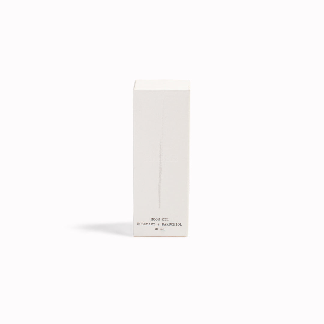 Powerful antioxidant facial oil for rejuvenated and luminous skin tone. Moisturizes and reduces the signs of aging,