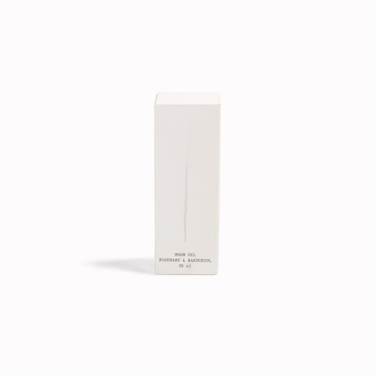 Powerful antioxidant facial oil for rejuvenated and luminous skin tone. Moisturizes and reduces the signs of aging,