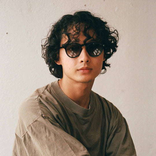 The Nelson continues to be a Monokel bestseller, year after year. Maybe it’s the soft rectangular lenses. Or maybe it’s the powerful versatility.