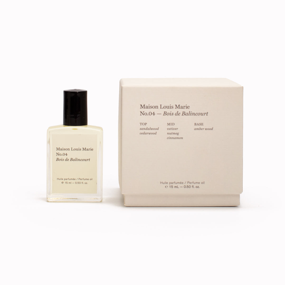 Surrounded by an ancient mysterious forest, Balincourt is the name of the Maison Louis Marie family home where they took long walks on a magical trail called 'Lover’s Lane'. This romantic scent is a Sandalwood fragrance with a dominant Cedarwood and Sandalwood accord that's supplemented by a spicy Cinnamon Nutmeg complex with an earthy Vetiver note.