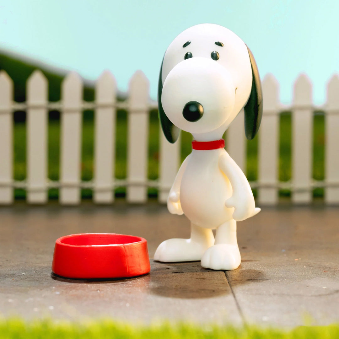 Peanuts | Vinyl Collectible Figurine | Snoopy Dog Bowl