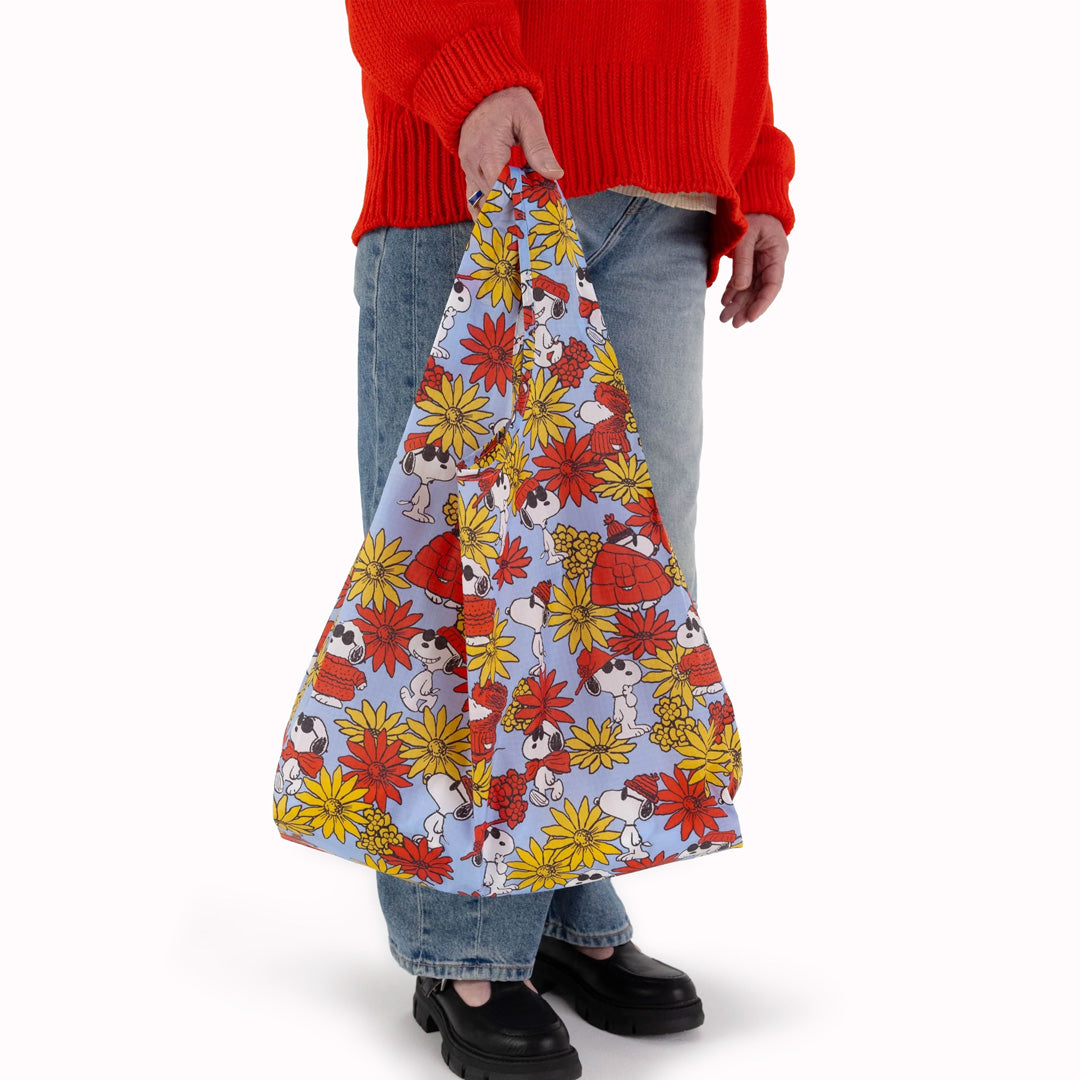 Floral Snoopy Collaboration reusable shopping bag from Californian maker Baggu.