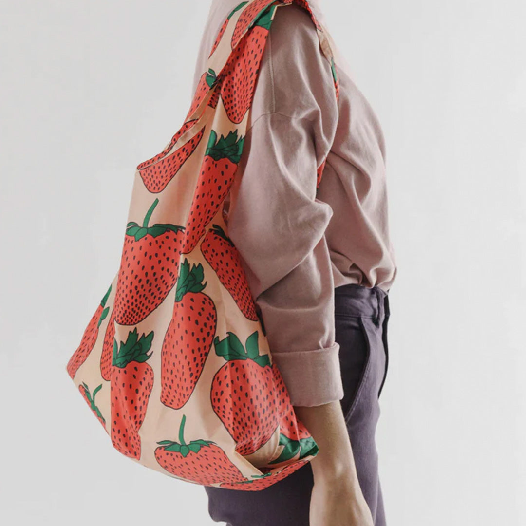 As Worn Detail, Strawberry Reusable shopping bag from Californian maker Baggu made from super strong ripstop nylon to transport pretty much anything