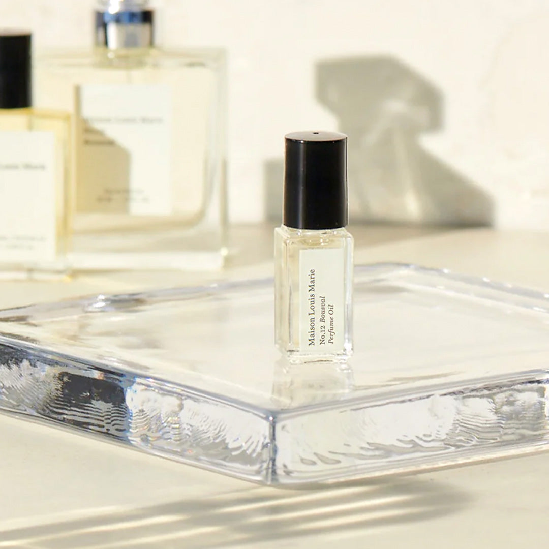 3ml Perfume Oil, Memories for enchanted summers from the founders mother's hometown of Bousval in Belgium make up the fragrance in this fresh and light perfume oil. Italian Bergamot, Valencia Orange, White Ginger Flower are the standout notes along with a little woody muskiness to keep it nice and contemporary.