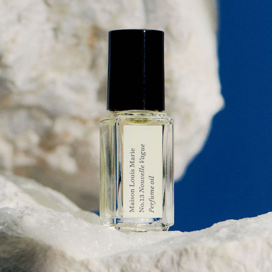 no13 Nouvelle Vague 3ml Roll on Perfume Oil from Maison Louis Marie. Oceanside streets on the  idyllic Italian island of Capri on the Amalfi coast is the inspiration behind this perfume oil.