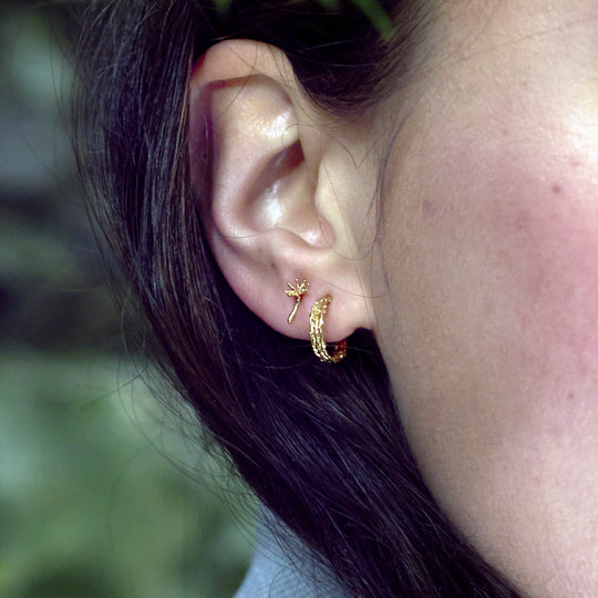 Delicate and detailed, these miniature Hoop Earrings are inspired by the intricate structures of nesting birds. From Alex Monroe's 'Natural Life' Collection.