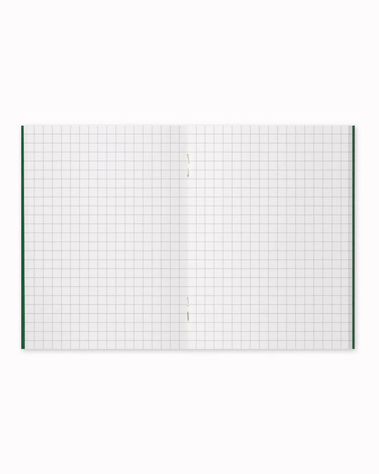 002 Dot Grid is an interchangeable refill for the Traveler’s Co notebook system.