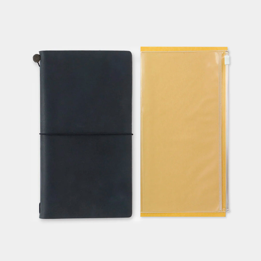 A practical upgrade for your Traveler’s Notebook, this zipper pocket refill adds secure storage without disrupting the slim profile. 