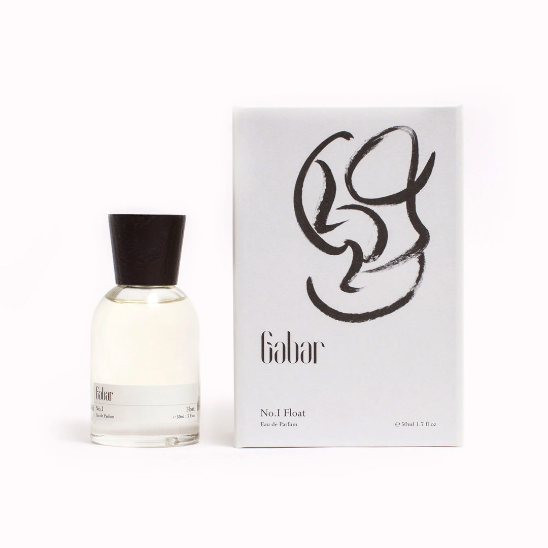 01 Float is a sophisticated floral fragrance with an edge from Gabar, a fragrance and self care brand with roots in Myanmar and based in the UK. With closed Box