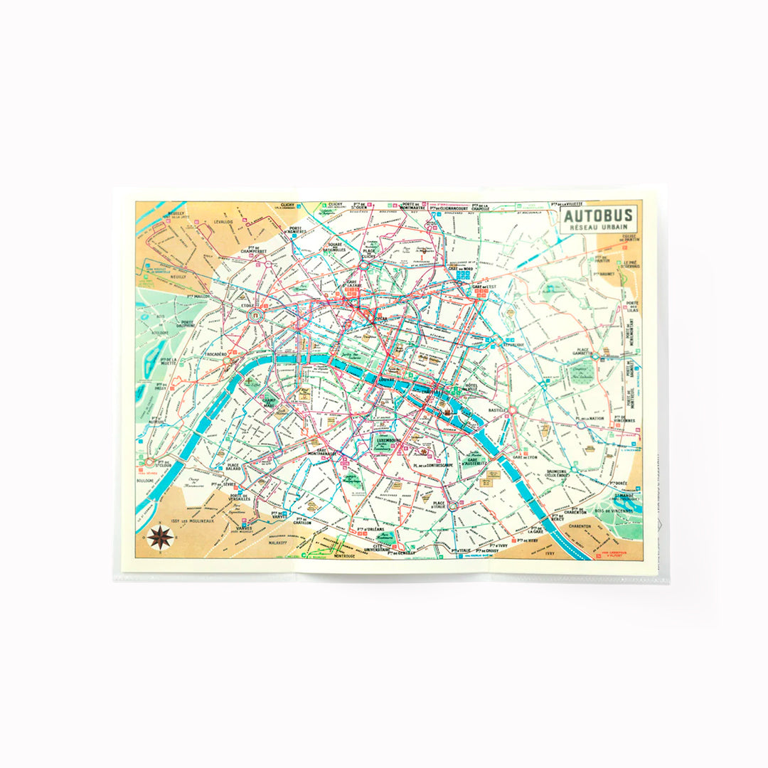 A clean, no-fuss insert designed to carry the loose stuff that usually ends up crumpled. The Three-Fold File neatly folds A4 sheets into thirds