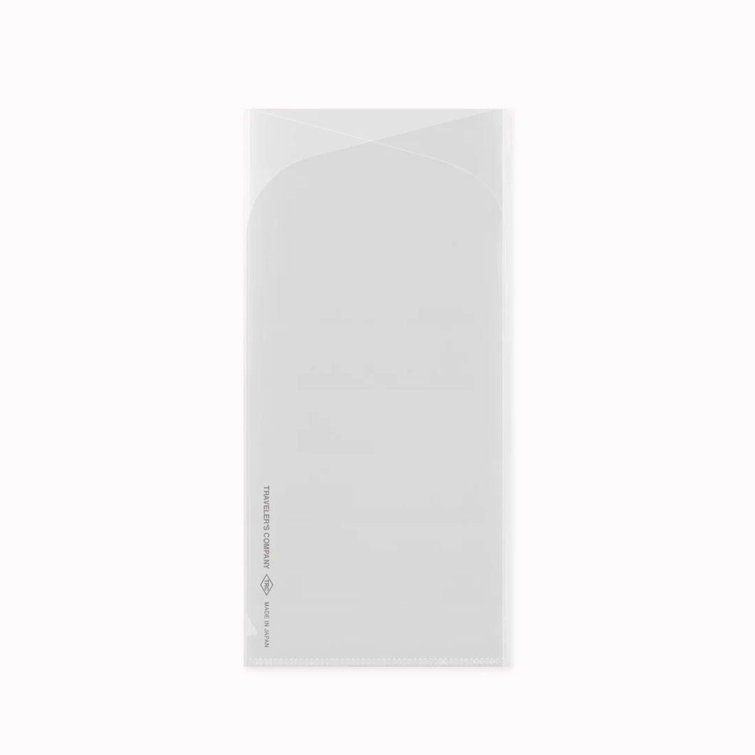A clean, no-fuss insert designed to carry the loose stuff that usually ends up crumpled. The Three-Fold File neatly folds A4 sheets into thirds
