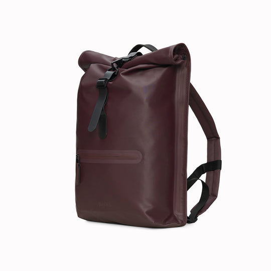 Rolltop Rucksack is Rains’ take on a cycling backpack. Made from Rains’ signature waterproof fabric, this functional backpack has a roll-top closure with an adjustable strap featuring a loop for a bike lock or similar. 