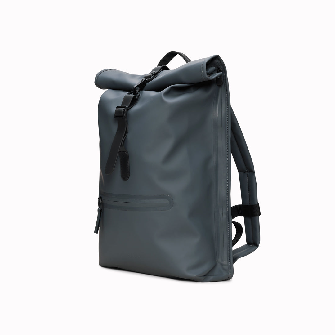Rolltop Rucksack is Rains’ take on a cycling backpack. Made from Rains’ signature waterproof fabric, this functional backpack has a roll-top closure with an adjustable strap featuring a loop for a bike lock or similar. 