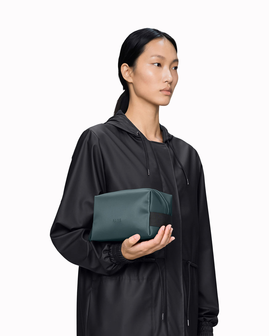 The small unisex wash bag by Rains features one main compartment with inside sleeve pockets and is large enough to fit one’s essential toiletries.