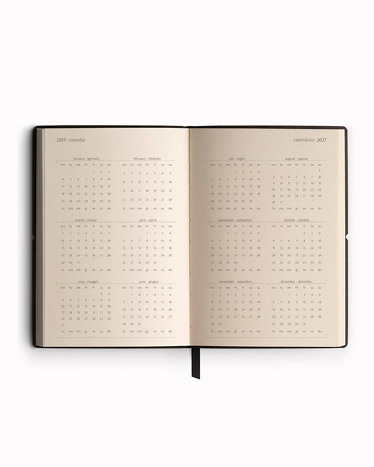 The Classic Weekly Horizontal Diary from Ciak has a dated double spread for each week of 2027 and offers an equal amount of space for every day of the week