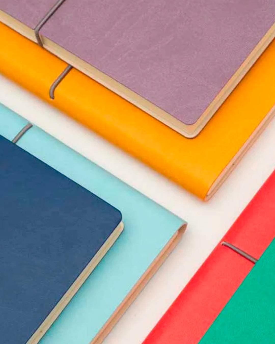 The Classic Weekly Horizontal Diary from Ciak has a dated double spread for each week of 2027 and offers an equal amount of space for every day of the week