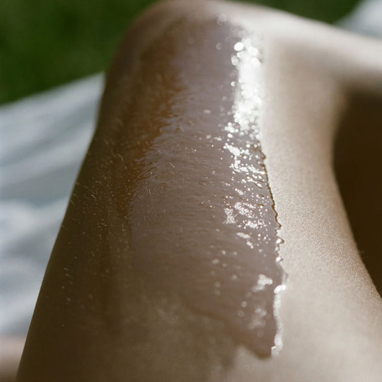 L:A Bruket's bestselling Lemongrass scent, available in a zesty fresh smelling Body Oil. A superb blend of natural oils for soft and silky skin