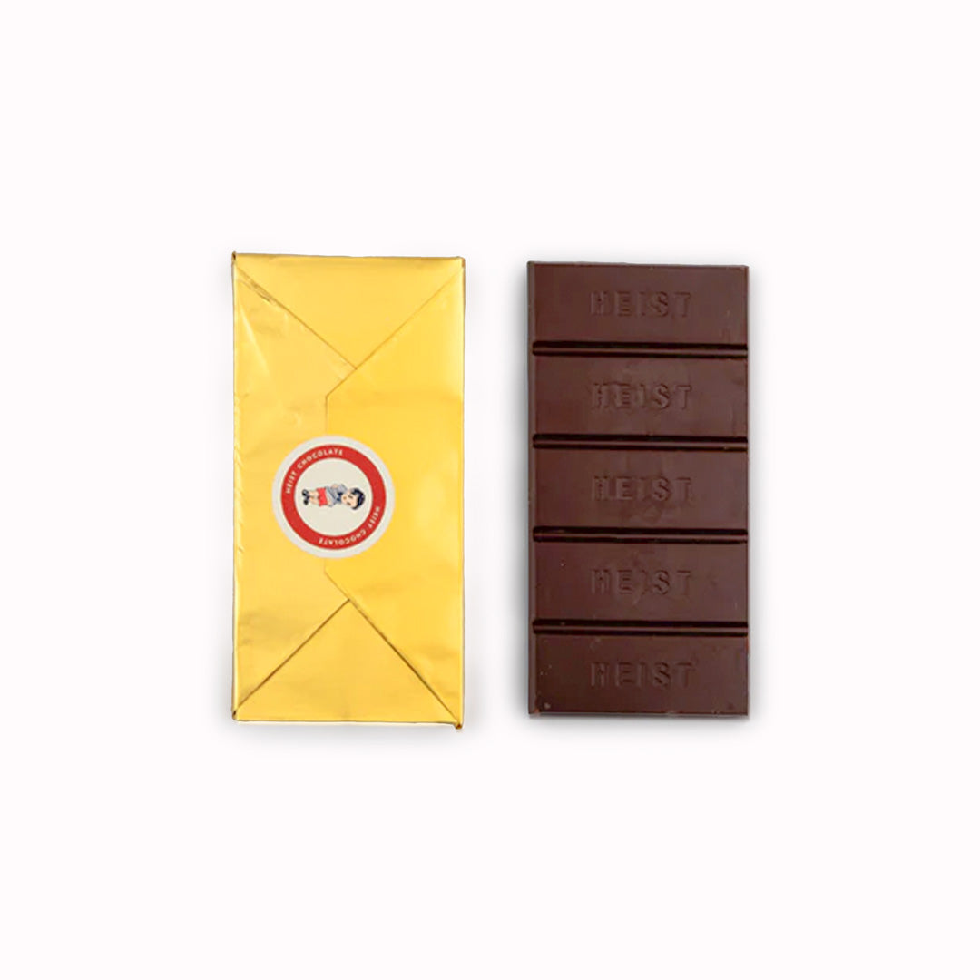 Heist Chocolate's 70% dark chocolate bar is infused with aromatic clementine oil. This luxurious treat is crafted using organic cocoa beans and cocoa butter