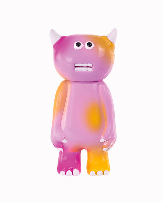 The Yellow Figure Collection brings ASAYOSHI.’s brilliantly odd, pop-coloured characters to the blind box, complete with tiny horns and gawky expressions.