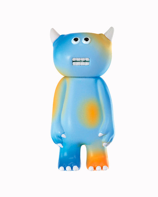 The Yellow Figure Collection brings ASAYOSHI.’s brilliantly odd, pop-coloured characters to the blind box, complete with tiny horns and gawky expressions.