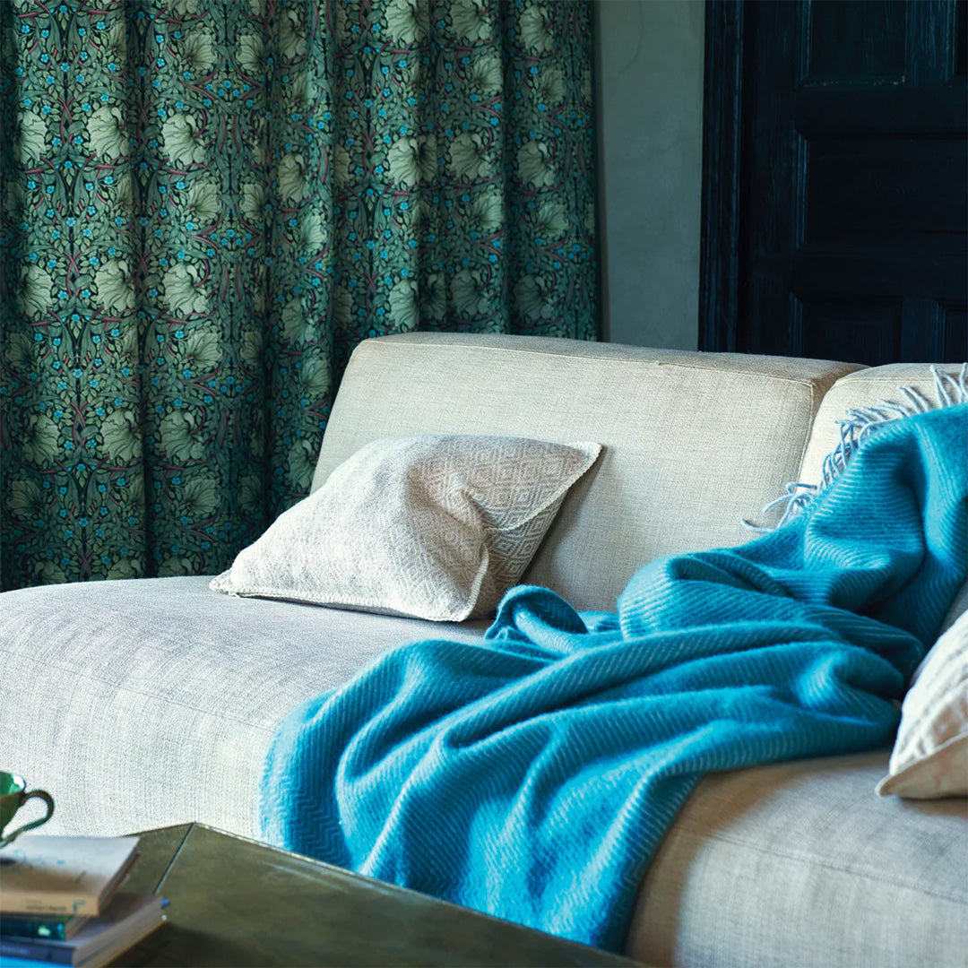 Bazaar Lifestyle - Bazaar is a premium and cosy Eco Lambswool throw in a rich cumin shade to suit neutral toned interiors. Perfect to snuggle up with on the sofa during the cold British Winter, or wrap it around yourself during cool evenings outdoors.
