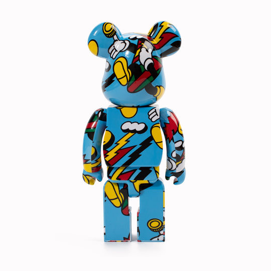 Collectible contemporary pop energy with the&nbsp;Bearbrick × Grafflex 400%, a standout piece from the celebrated collaboration between Japanese collectible icon Bearbrick and Korean visual artist Grafflex Arts.