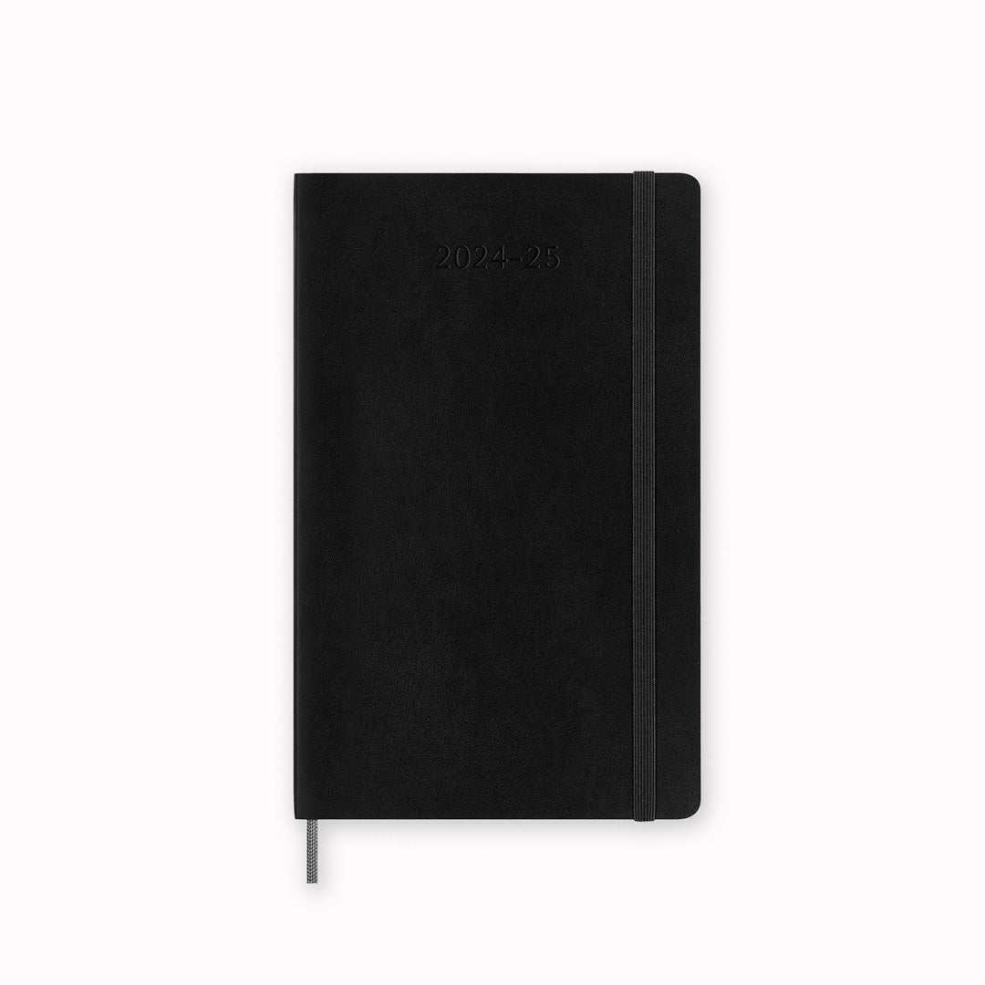 The Moleskine notebook is the heir and successor to the legendary notebook used by artists and thinkers over the past two centuries: among them Vincent Van Gogh, Pablo Picasso, Ernest Hemingway and Bruce Chatwin.