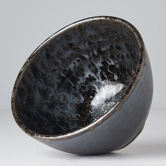 A small deep bowl made from 'Minoyaki' porcelain to mix and match with other pieces from the Black Pearl tableware collection.