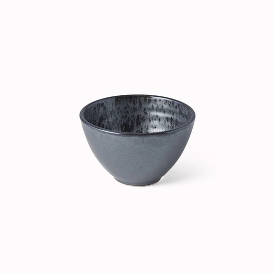 A small deep bowl made from 'Minoyaki' porcelain to mix and match with other pieces from the Black Pearl tableware collection.