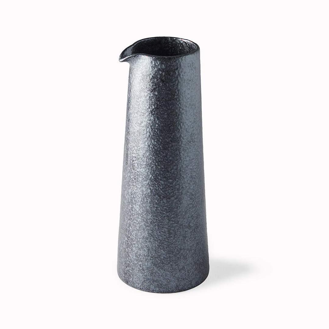 Lovely tall Craft Black pourer from Made in Japan. This is practical and stylish and comes in a lovely black ceramic.  
