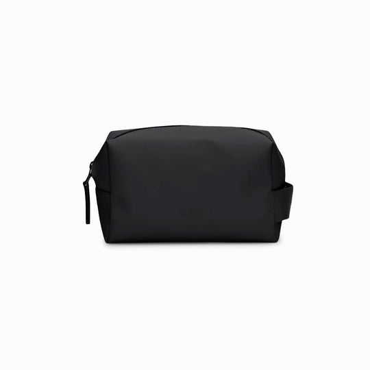 The small unisex wash bag by Rains features one main compartment with inside sleeve pockets and is large enough to fit one’s essential toiletries. Made from a smooth, waterproof fabric it also has a webbing grab handle and a water-repellent zipper.