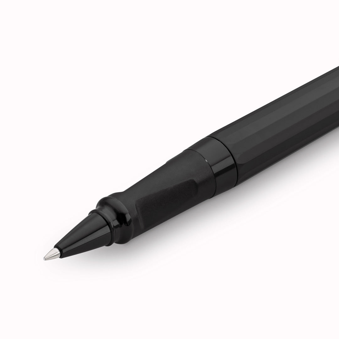 Nib Detail - The Kaweco Perkeo rollerball pen in black features an ergonomic grip, octagonal cap and hexadecagon shaped barrel.
