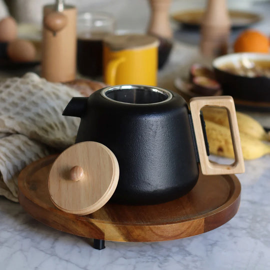 Viggo | Cast Iron Teapot | Black | 1000ml