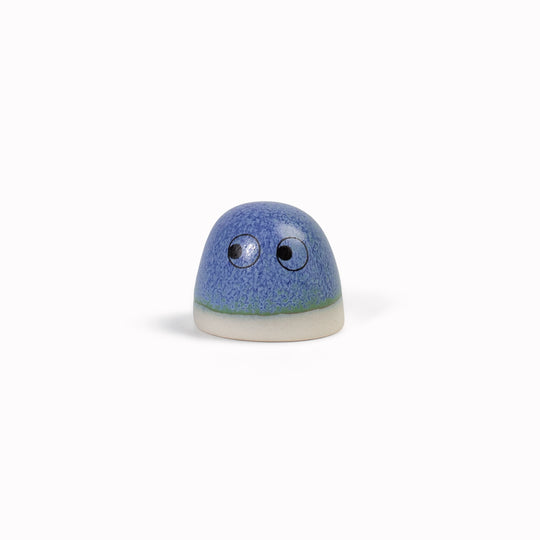 The smallest of the Arhoj decorative ornament figurine family, these tiny little cute dots still have all the personality of their larger siblings.
