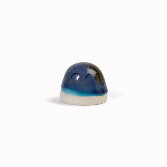 The smallest of the Arhoj decorative ornament figurine family, these tiny little cute dots still have all the personality of their larger siblings.