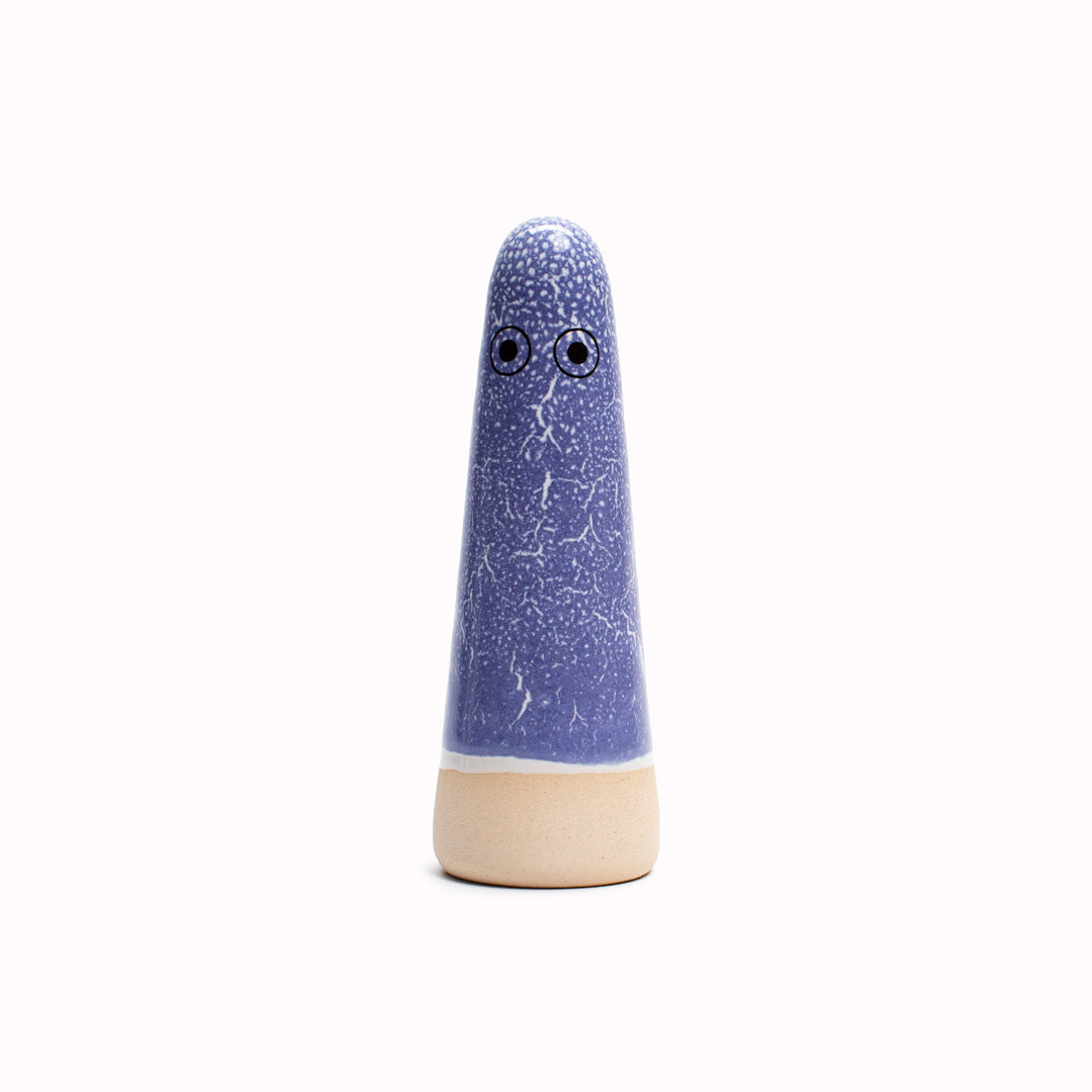 The Blue hued adorable Ghosts provides a contemporary ornamental colour punch and personality to your home decor and also doubles as a ring holder.